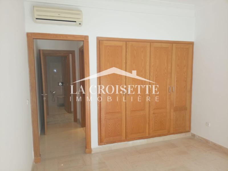 Appartement S+2 avec terrasse aux Berges du Lac 2